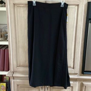 Vince Camuto black midi skirt NWT